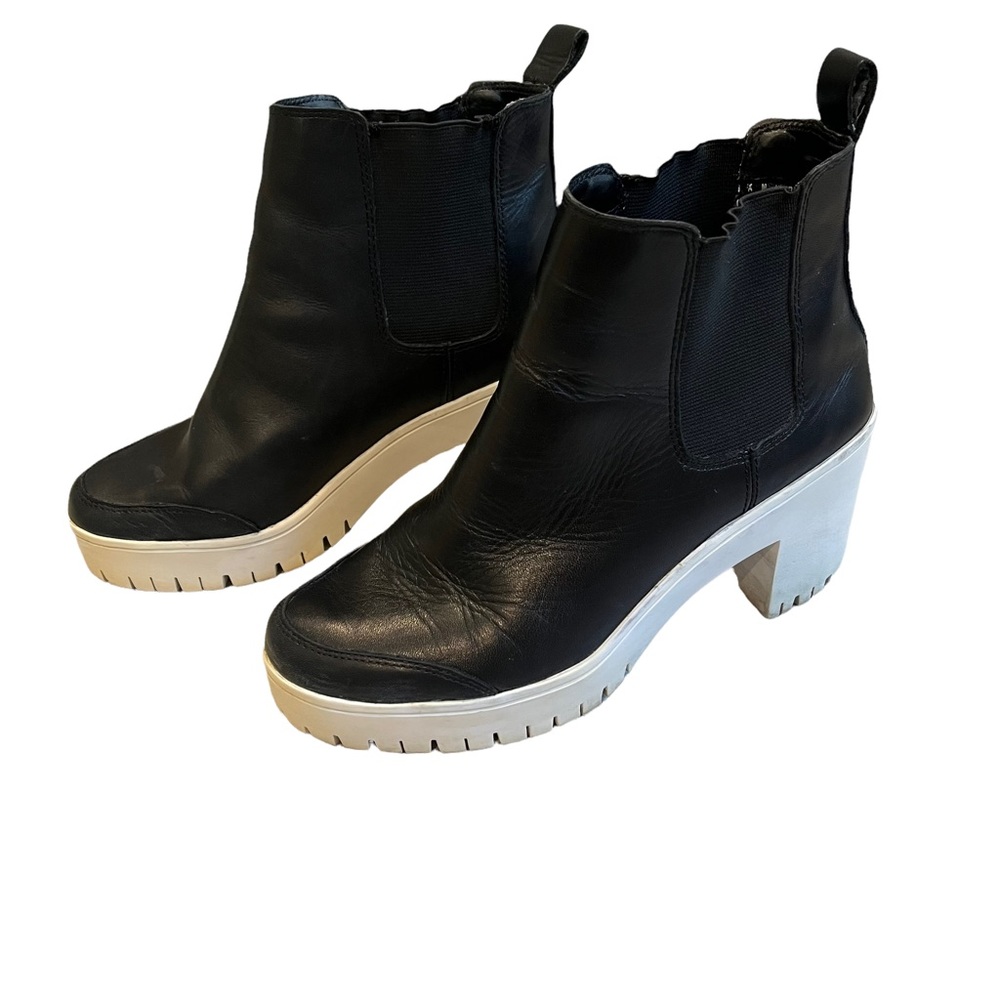 DKNY Chunky Lug Sole Chelsea Platform Ankle Boot